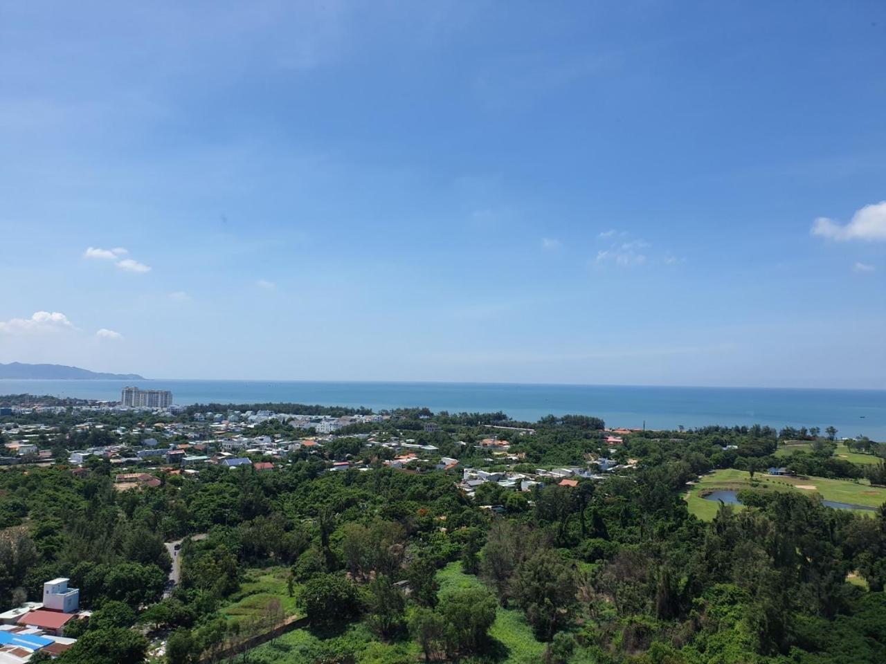 Hoa Sua Hotel Вунгтау Экстерьер фото
